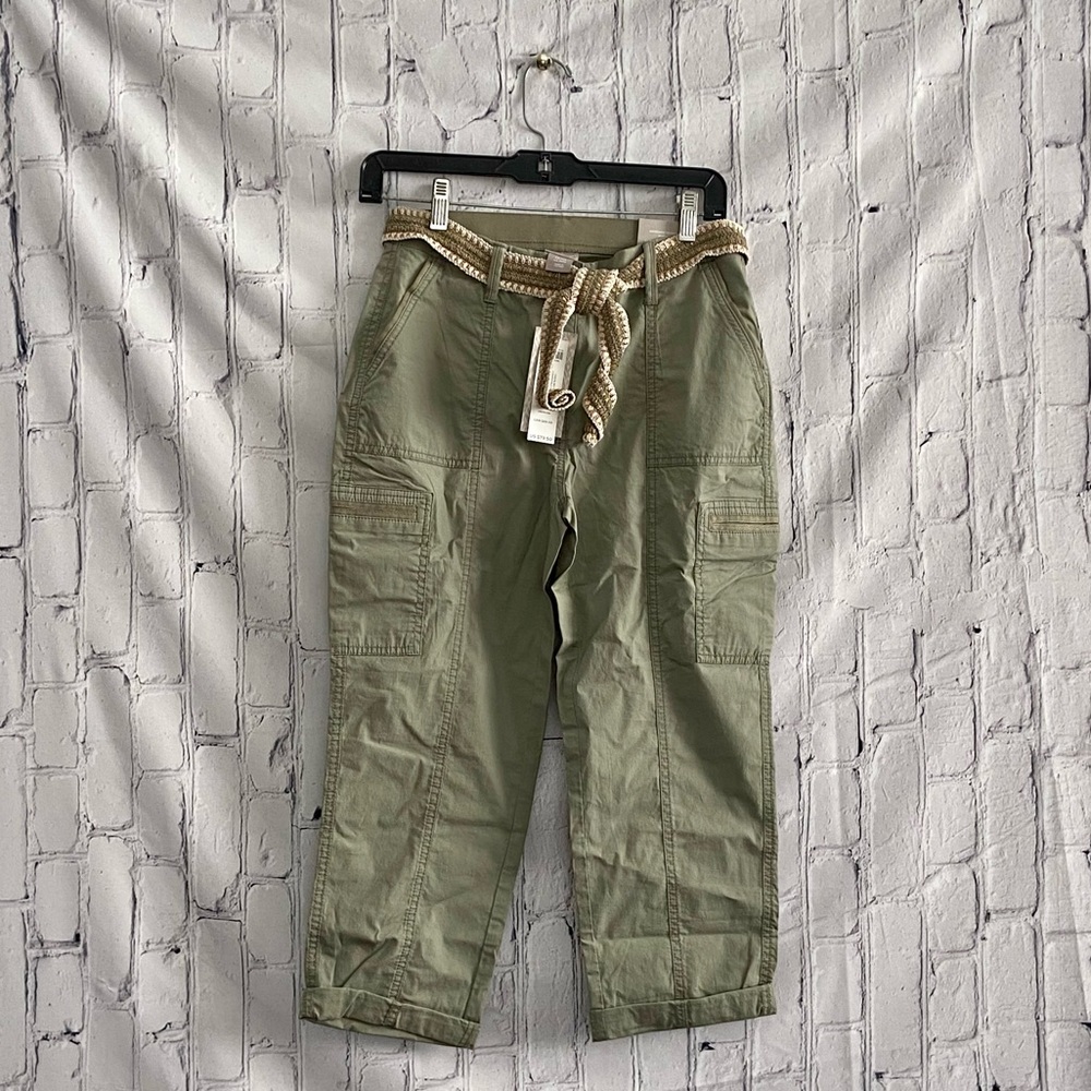 Cargo Capri pants